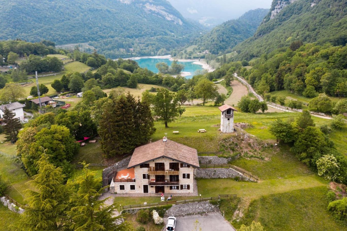 La Rustica Sul Lago Di Tenno Mansarda Екстериор снимка