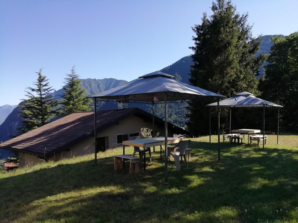 La Rustica Sul Lago Di Tenno Mansarda Екстериор снимка